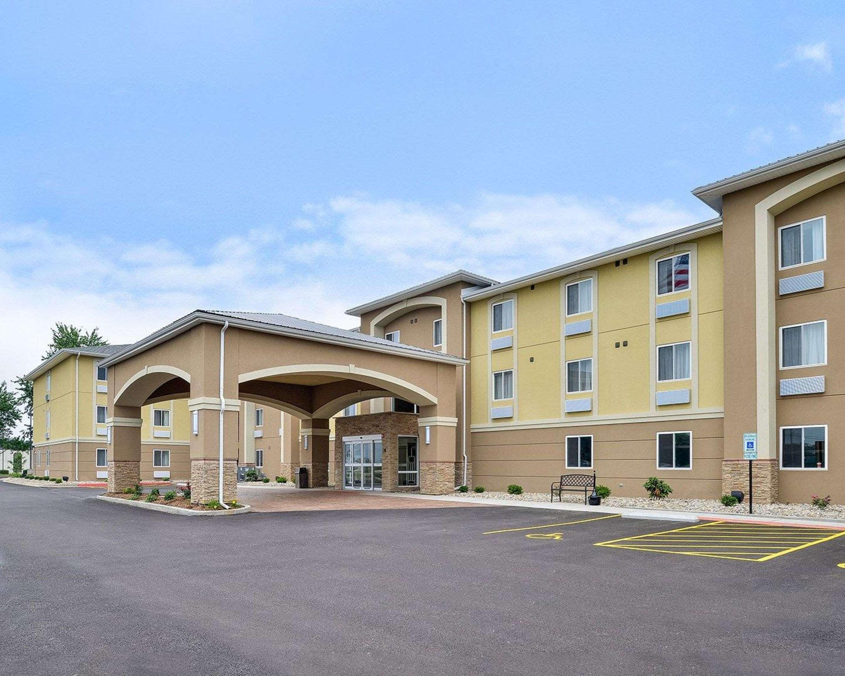 Comfort Inn & Suites Springfield I-55 Exterior photo